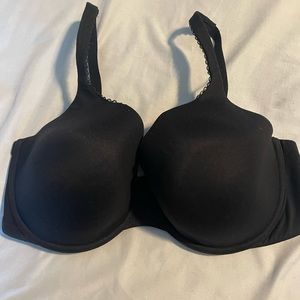 Victoria’s Secret Body By Victoria perfect coverage